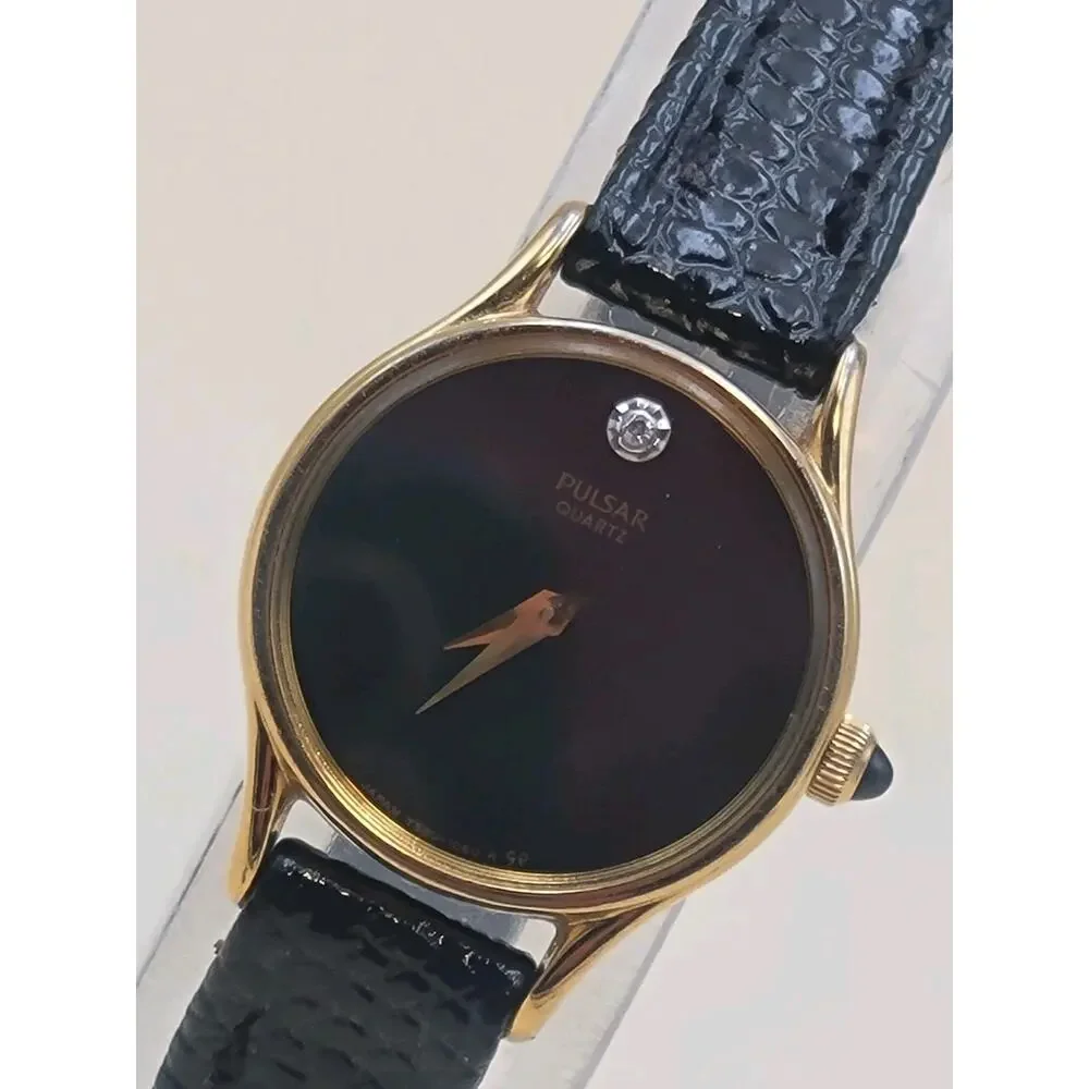 Pulsar Quarzt Women's Watch Y150-0150 Gold Tone Black Dial Diamond Accent Vtg
